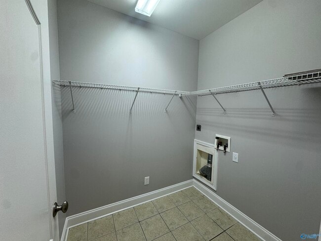 Building Photo - 117 Christy Dr