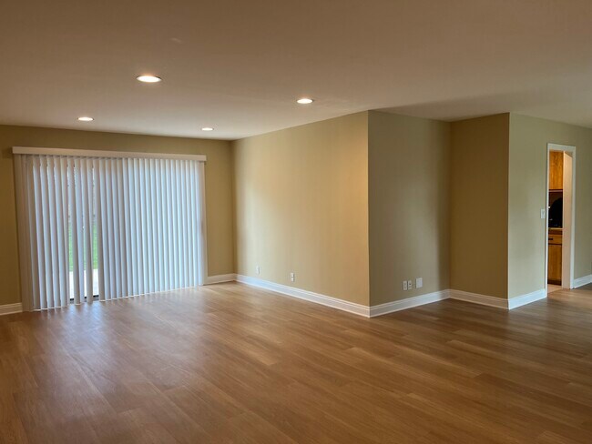 Foto del edificio - 22907 Lanark St