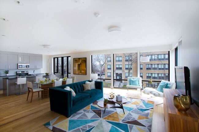 Foto del edificio - NEW CONSTRUCTION RENOVATED 2 BED 2.5 NATH ...