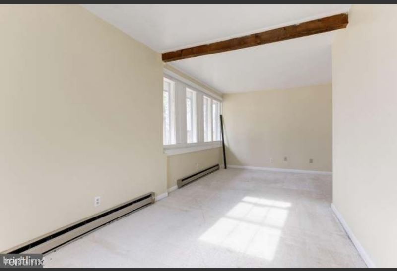 Foto del edificio - 18090 Silcott Springs Rd