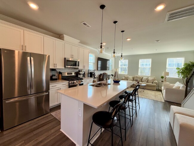 Foto del edificio - 6314 Perry Creek Rd