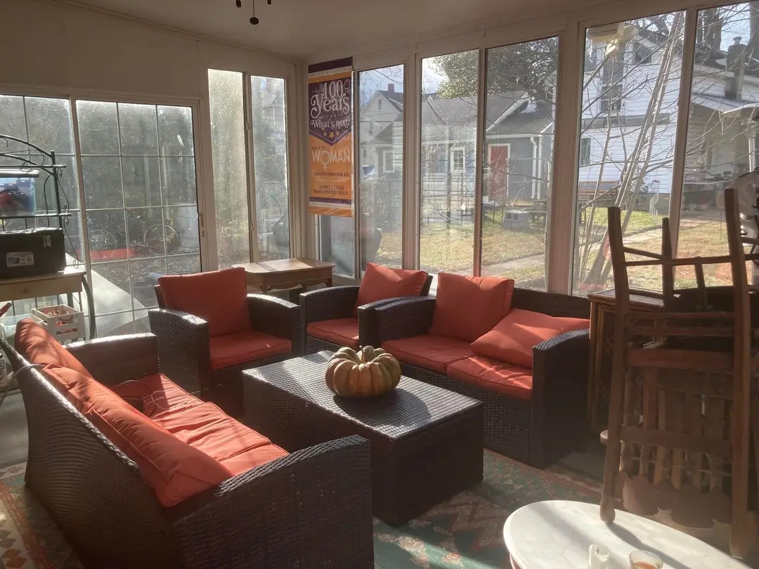 Beautiful sunroom, tenant has full access - 8702 49th Ave