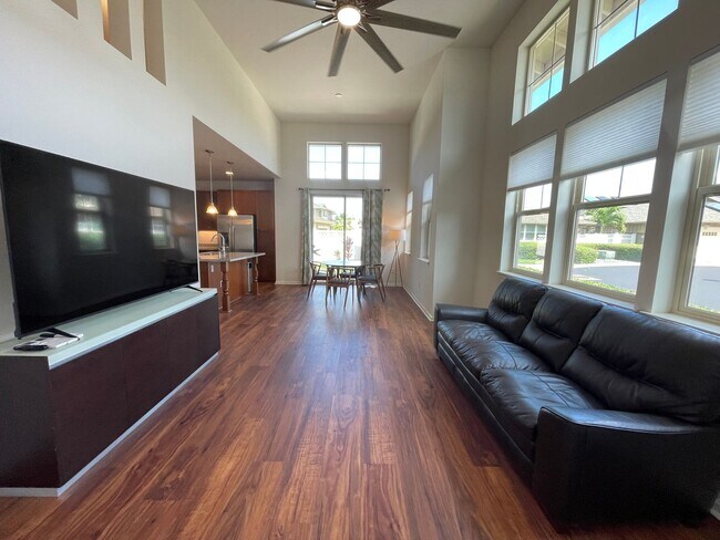 Foto del edificio - Pet Friendly Kahoma Village Furnished Three Bedroom