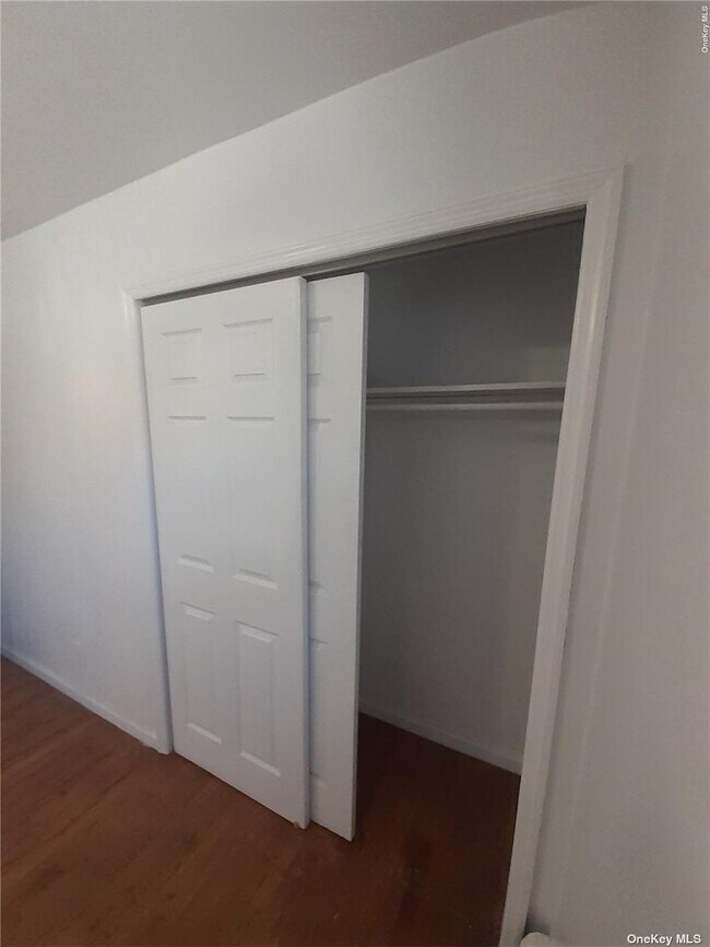 Foto del edificio - 964 Ashford St