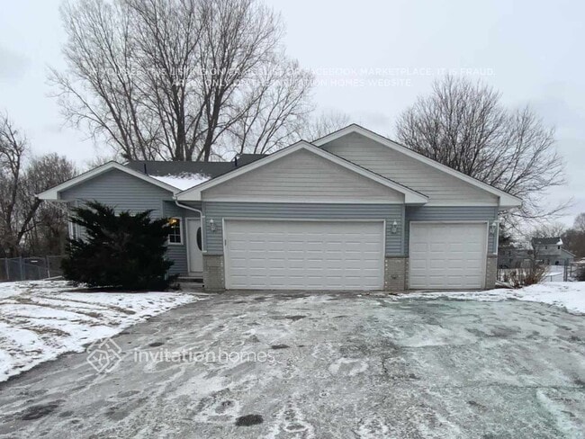 Building Photo - 12272 Quinn St