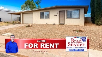 Building Photo - 4937 E De Medici Dr