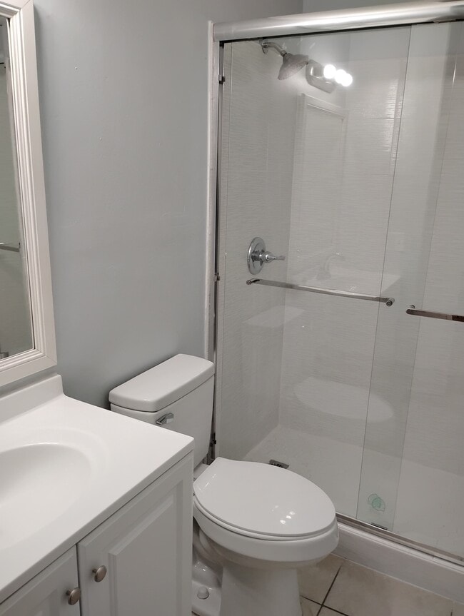 Building Photo - 4898 Orleans Ct