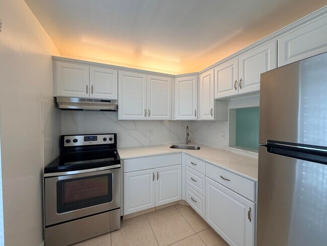 Foto del edificio - 5980 NW 64th Ave