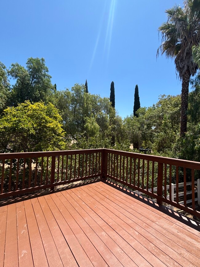Building Photo - 6511 Camino Del Rey