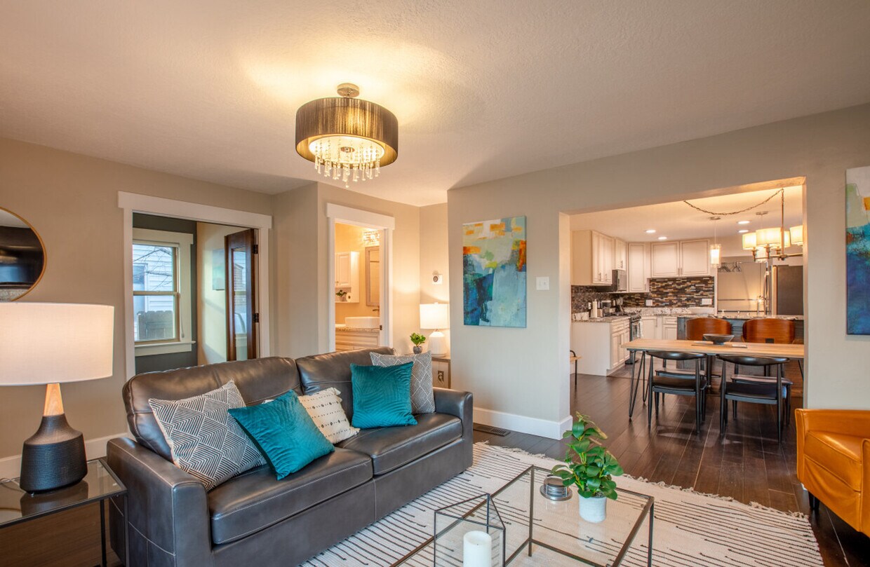 Foto principal - 1285 Parkway Ave