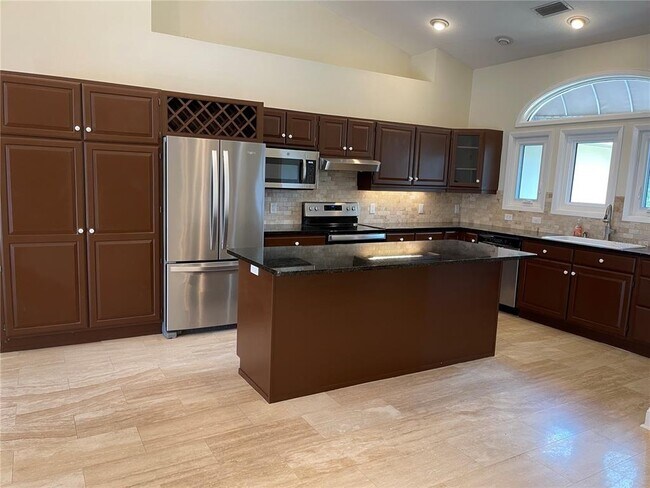 Foto del edificio - 12102 Crescent Cove Ct
