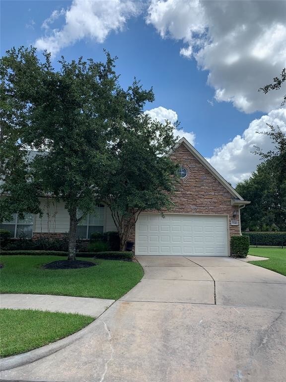 Foto principal - 7246 Welshwood Ln