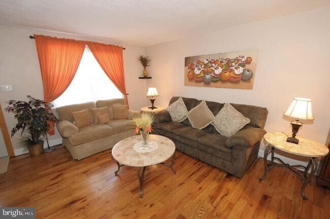Foto del edificio - 324 Dawson St
