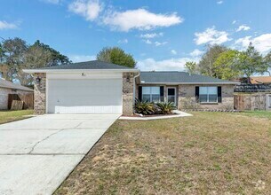 Building Photo - 221 Trish Dr