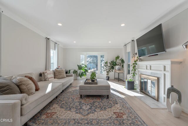 Foto del edificio - 5200 Dahlia Dr