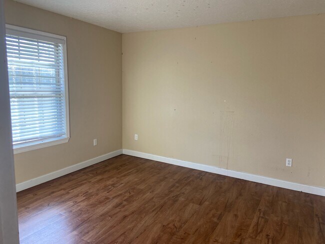 Foto del edificio - 175 Marvin Pl