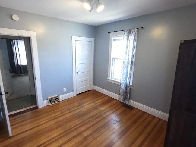 Foto del edificio - 814 1st St SE