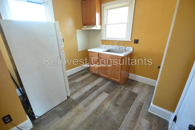 Foto del edificio - 1816 Sterling Ave