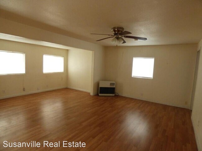 Building Photo - 1 br, 1 bath House - 70 Small St.