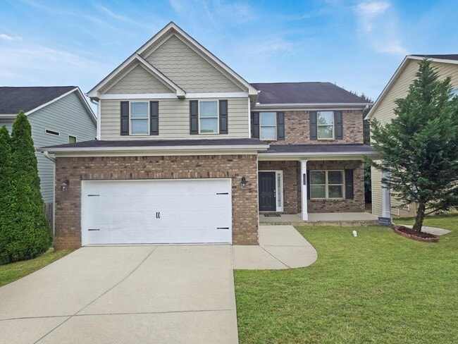 Photo - 1437 Balvaird Dr SE House