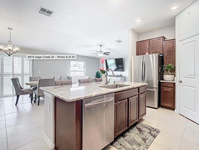 Building Photo - 9614 Sage Creek Dr