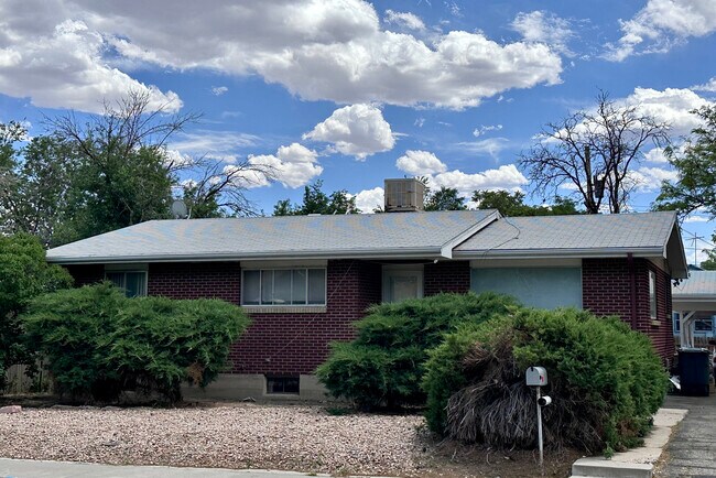Foto del edificio - 1625 Walnut Ave