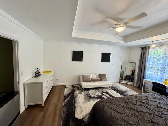 Foto del edificio - 206 Suttle Dr