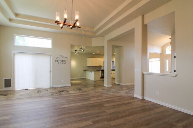 Building Photo - 3 Bedroom, 2 Bathroom Home in Richland