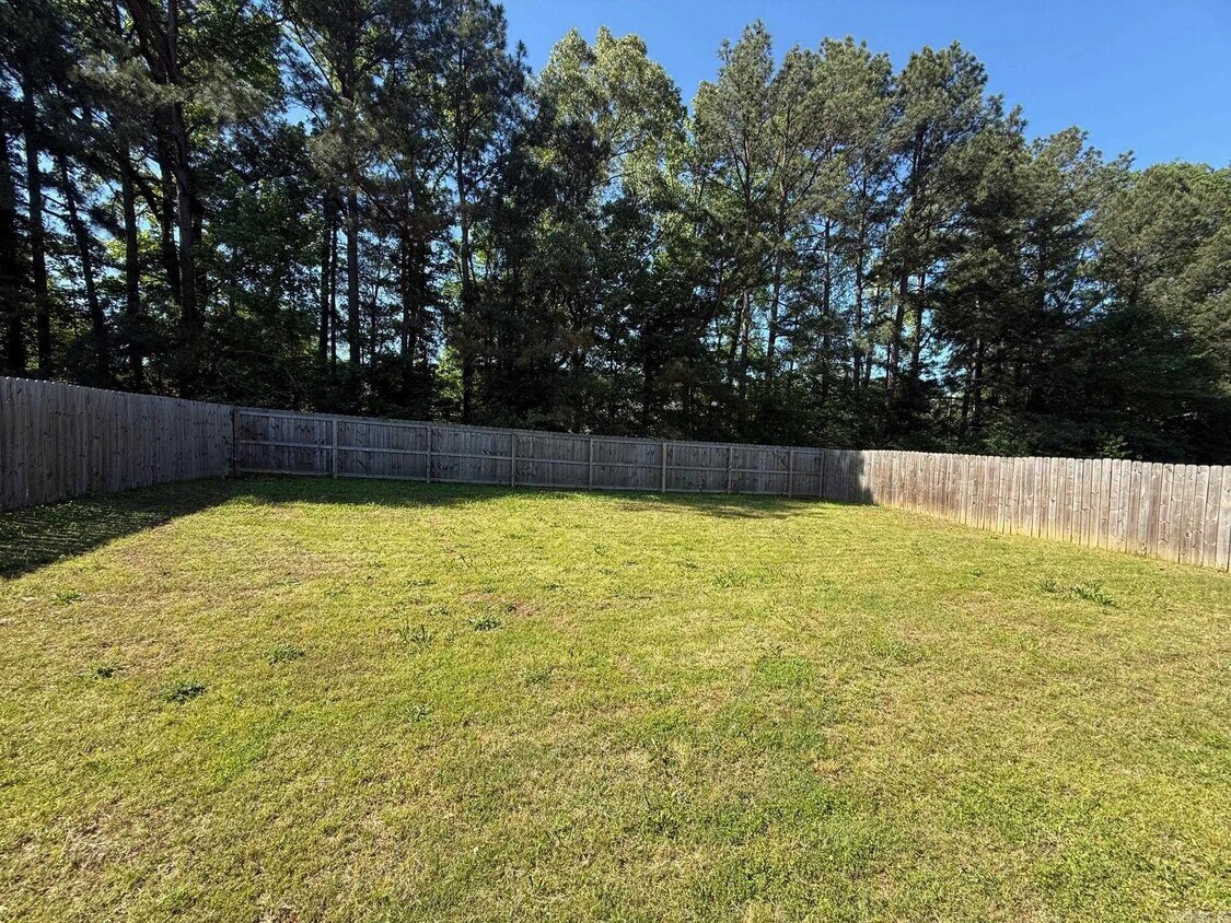 Foto del edificio - 1073 Meadows Edge Dr