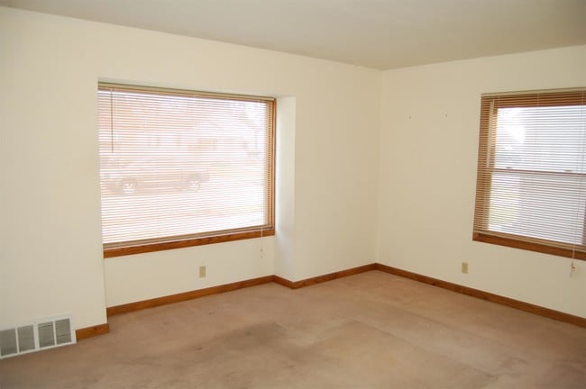 Building Photo - 4549 N 45th St
