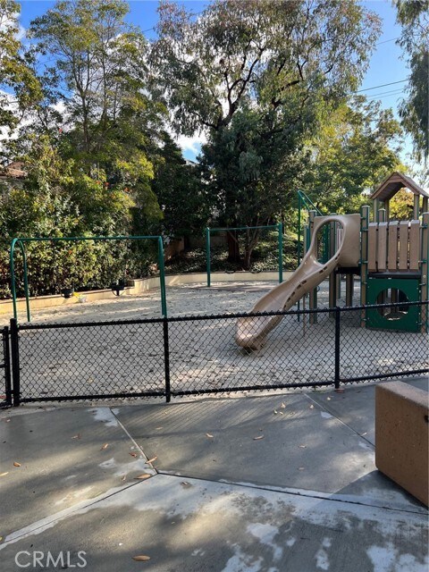 Foto del edificio - 2910 Bayside Dr