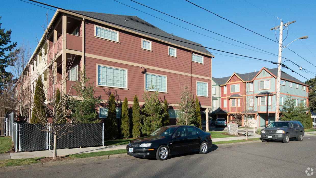 Building Photo - Calico Place Townhomes