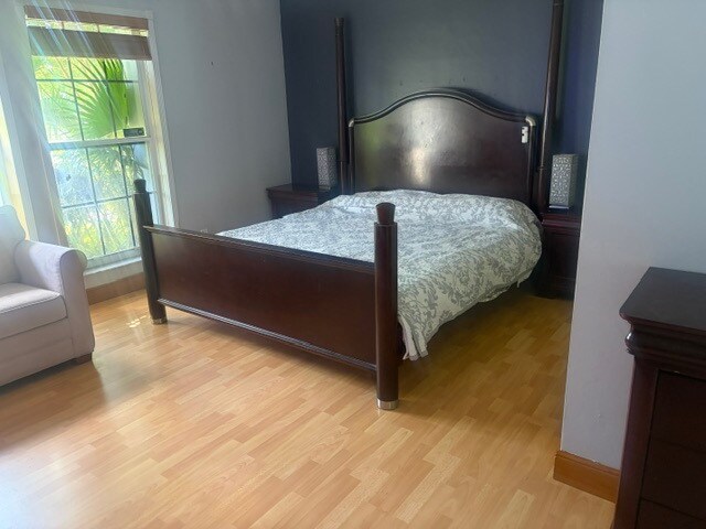 Foto del edificio - 2480 NW 114th Ave