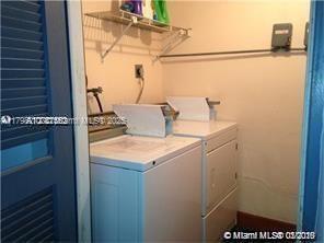 Foto del edificio - 400 SE 31st St
