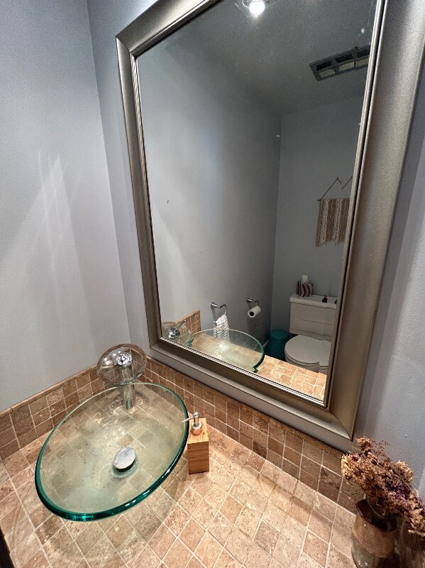 Foto del edificio - 2808 Page Ave