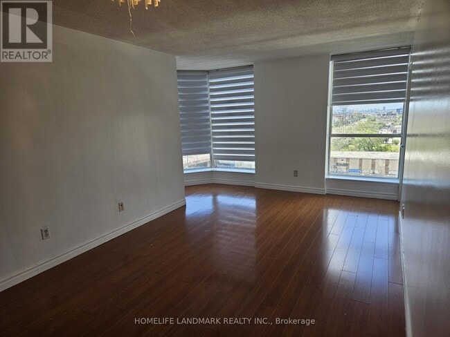 Building Photo - 901-2460 EGLINTON Ave