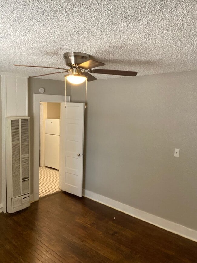 Building Photo - Cozy 1 Bed 1 Bath