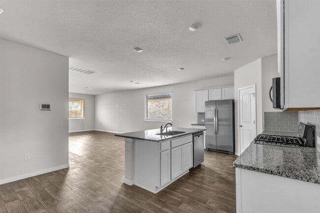 Building Photo - 228 Sunniberg Lp