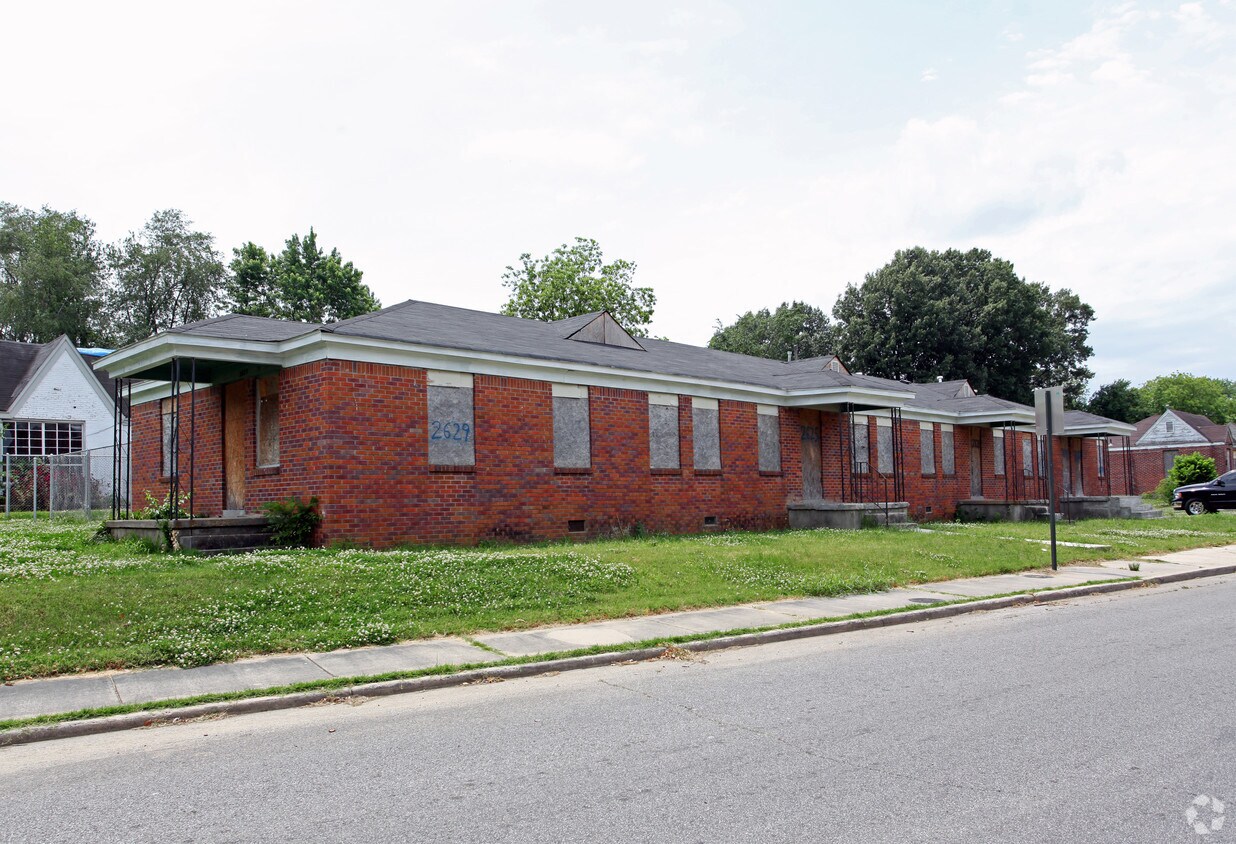Building Photo - 2617-2629 Select Ave