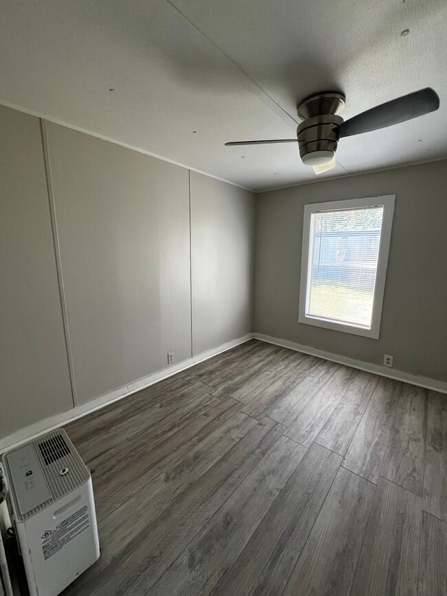 Foto del edificio - Commerce Park North