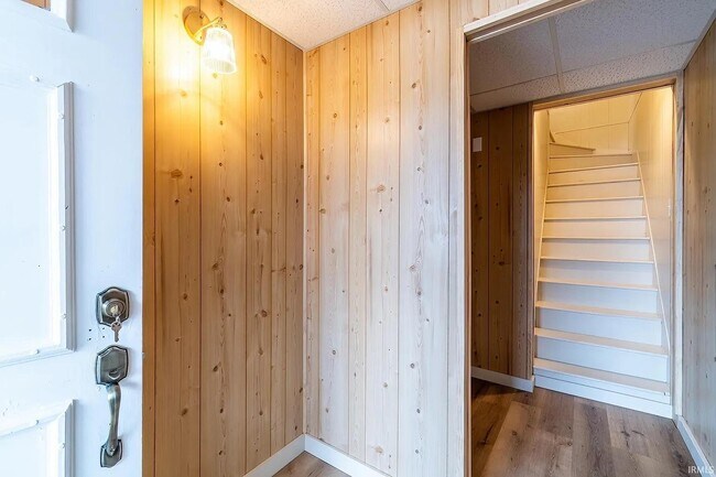 Foto del edificio - 804 N Harrison St