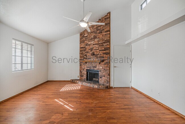 Foto del edificio - 2020 W Union Hills Dr