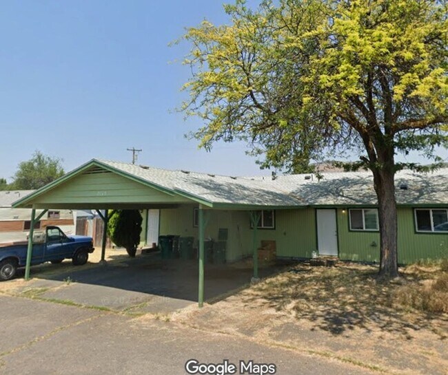 Building Photo - 5865 Marius Dr