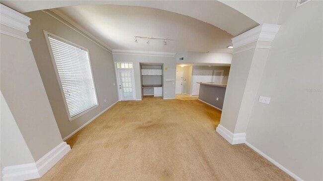 Building Photo - 235 Goldenrain Dr
