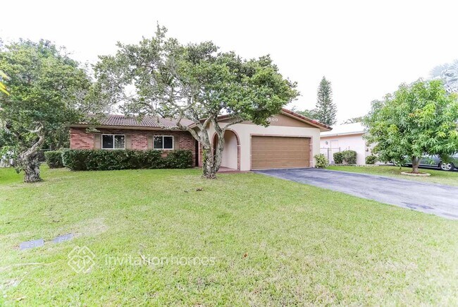 Foto del edificio - 8500 NW 18th Pl
