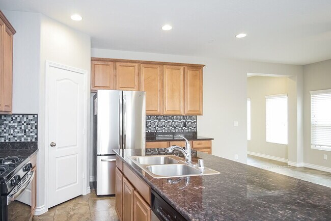 Building Photo - 4505 Harbison Canyon Ct
