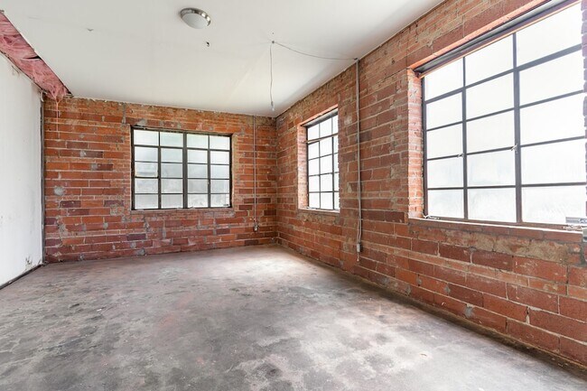 Foto del edificio - 2602 Kings Rd