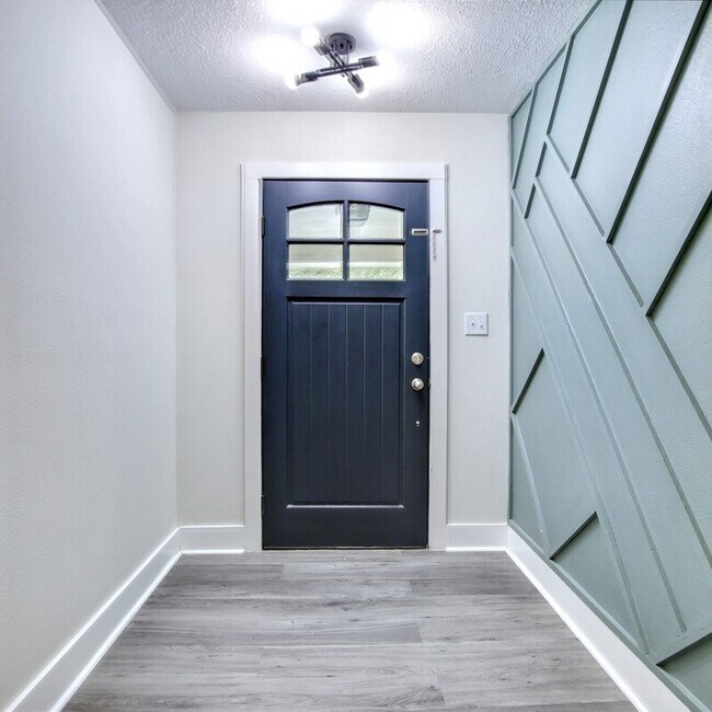 Foto del edificio - 5708 Flamingo Ct