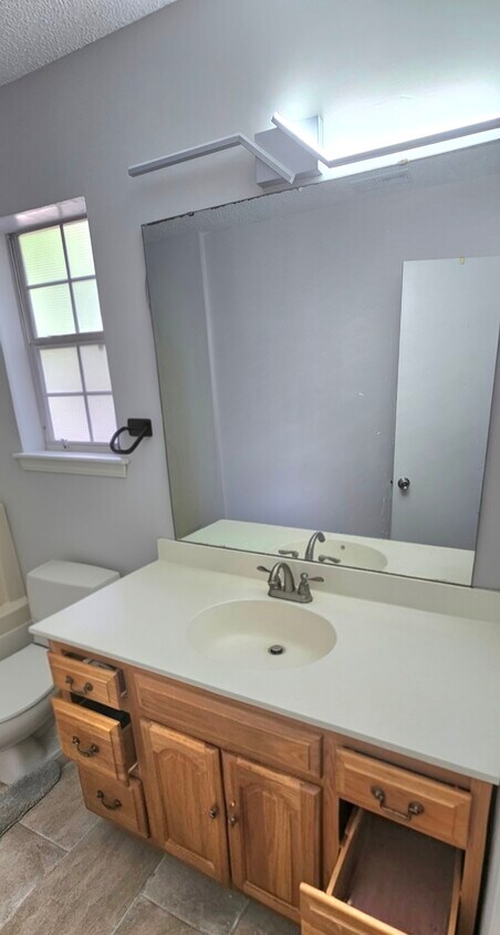 Foto principal - 10430 Brawley Ln