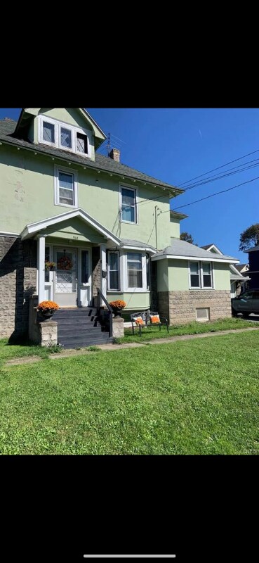 Foto principal - 968 Wadsworth St